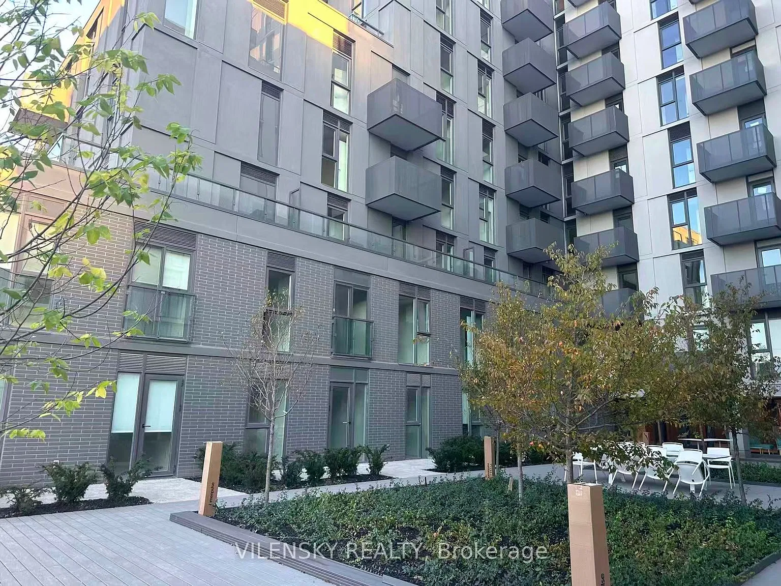 Nordic Condos — Photo 3