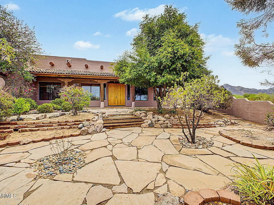 9202 E Rimrock Dr