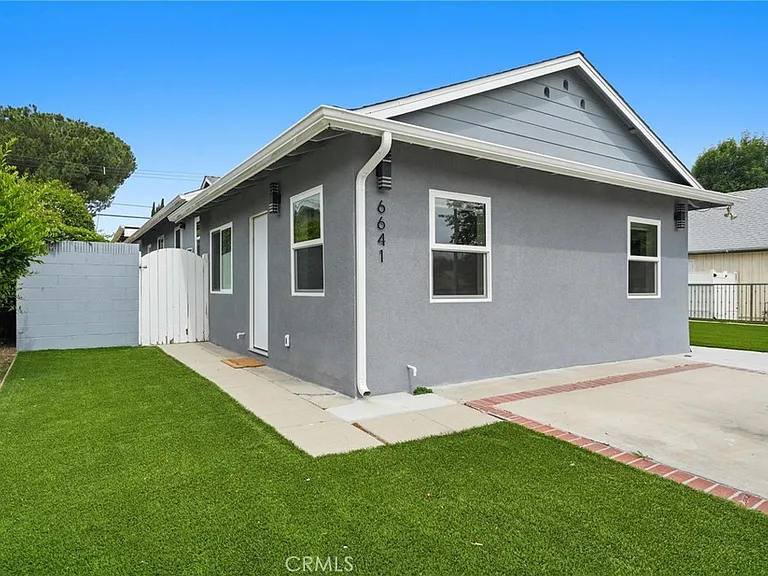 6641 Dannyboyar — Photo 1