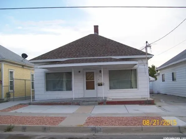 73 Locust St, Helper, UT 84526
