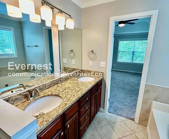 655 S Preston Ct — Photo 12