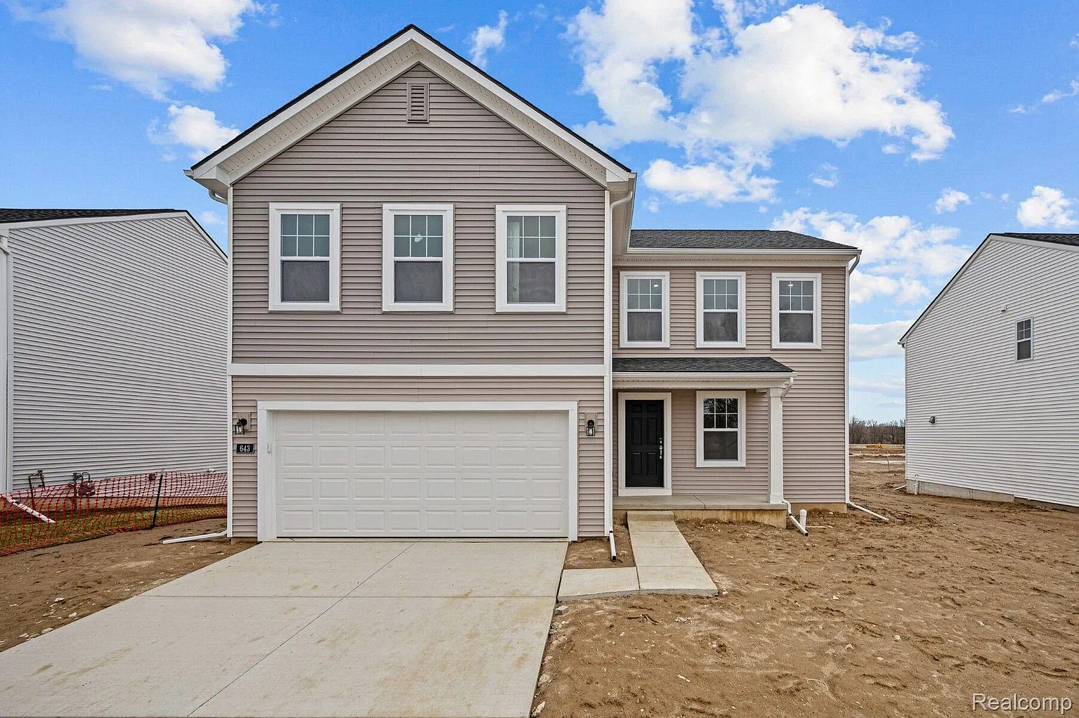 643 Countryside Dr photo 1