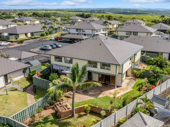 94-1199 Meleinoa Pl #21C, Waipahu, HI 96797