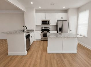 4413 Potomac Highlands Cir #4413, Triangle, VA 22172