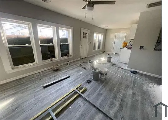 3 bed, 1110 sqft, $1,500 — Photo 3
