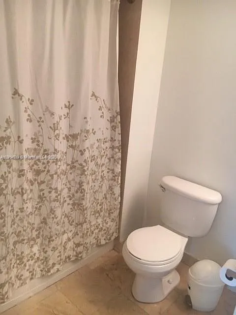 1 bed, 791 sqft, $3,000 — Photo 3
