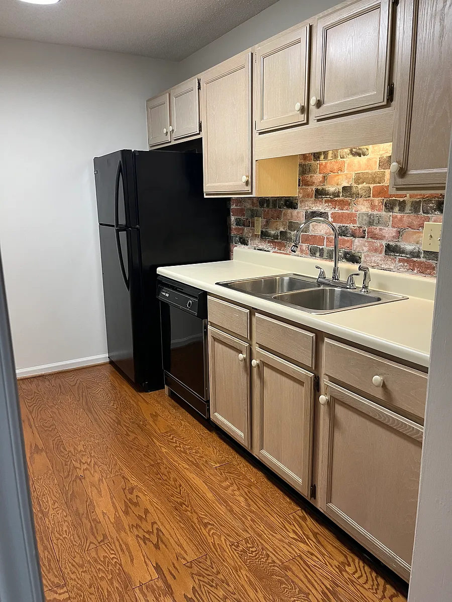 Building Photo - 3803 Westridge Farm Ln