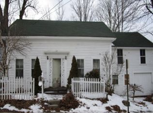 16 Leonard St, Athol, MA 01331