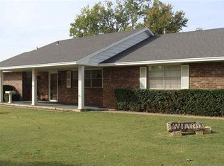 3114 Chisholm Trl, Enid, OK 73701