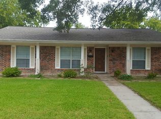 15302 E Hampton Cir, Houston, TX 77071