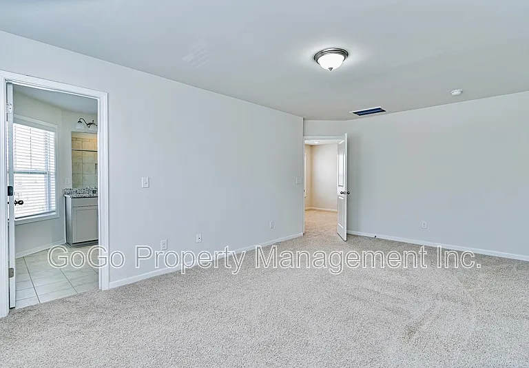 412 Yellow Fox Rd #1 — Photo 6