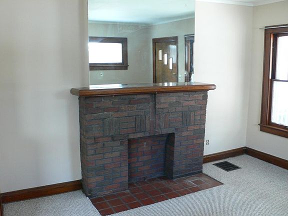 Living Room (Taken 2-13)