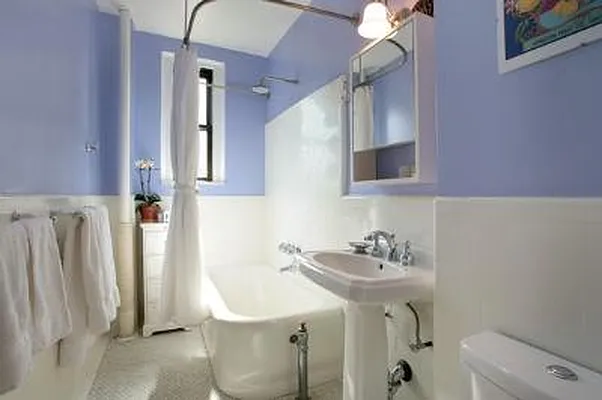 Sold by Corcoran | media 14