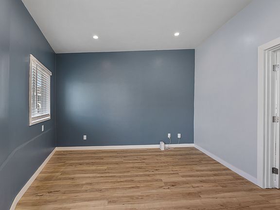 2nd image of 1195 Georgia St #C