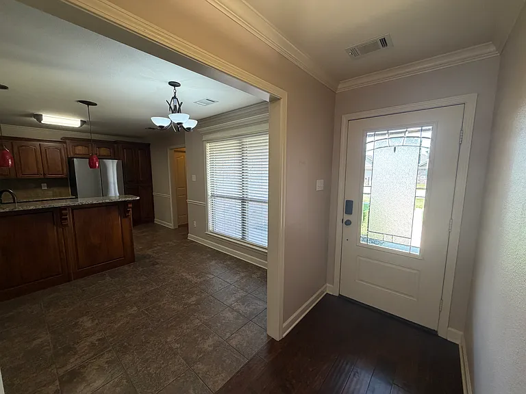 1417 Puritan Dr — Photo 5