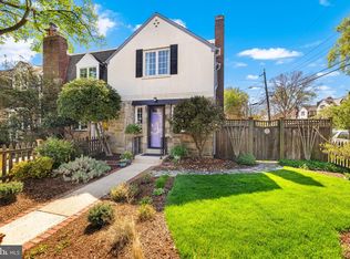 700 Chetworth Pl, Alexandria, VA