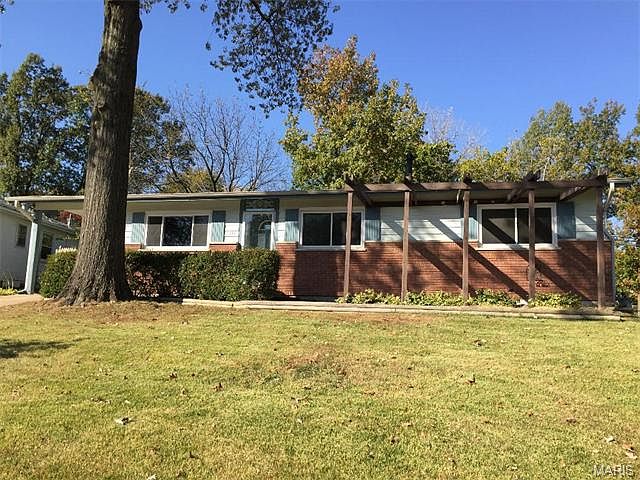 1st image of 1355 Tahiti Dr