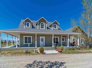 606 Pete Henrichs Rd, Yerington, NV 89447