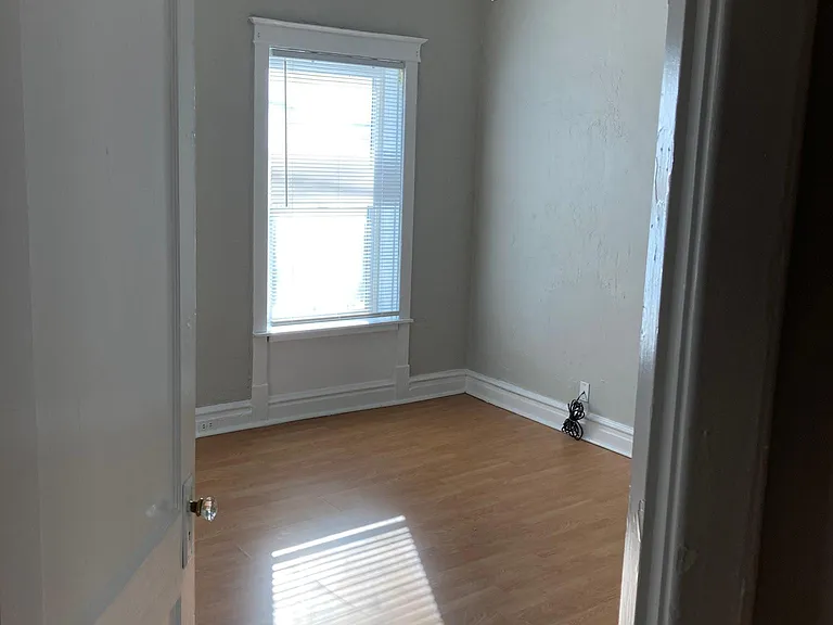 6328 Cates Ave — Photo 3