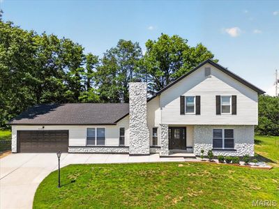5039 Amber Place Dr, Saint Louis, MO, 63128