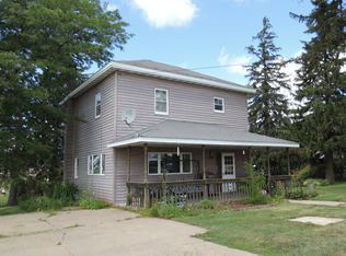 708 S Fountain St, Montfort, WI 53569