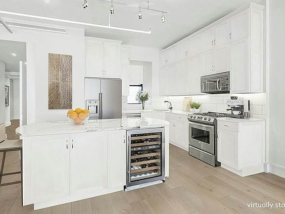 5th image of 12 W 18th St APT 8W