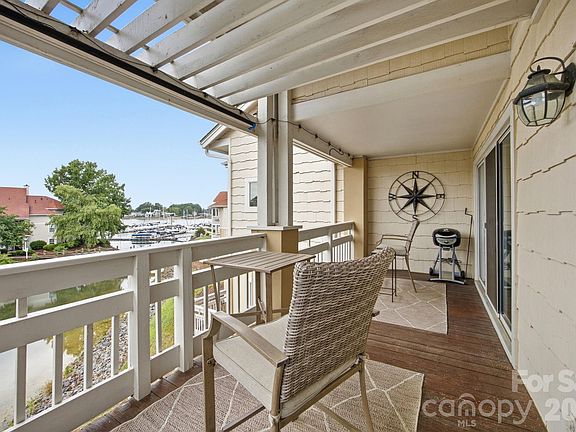 2nd image of 18009 Kings Point Dr APT I