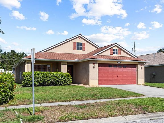 3rd image of 1674 Meadow Oak Ln