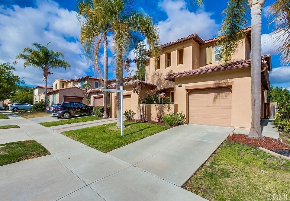 1st image of 348 Avenida La Cuesta