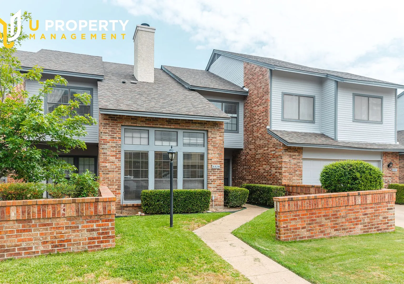 Sweet townhome in the heart of Plano — Photo 2