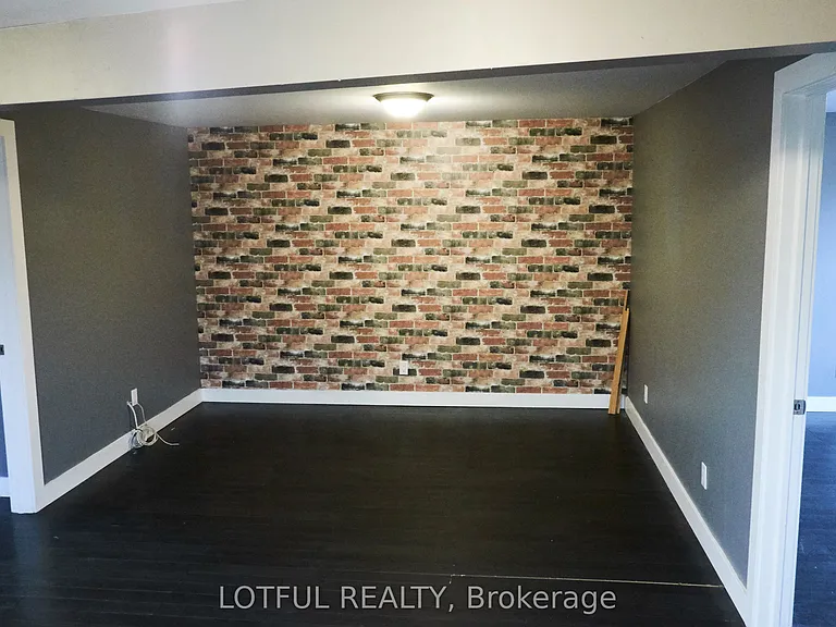 1107 Aldea Ave #1 — Photo 2