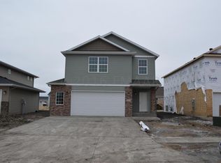 1011 29th Ave W, West Fargo, ND 58078
