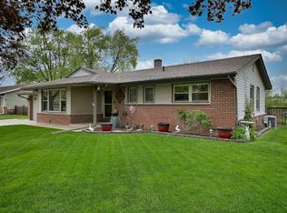 799 Brantwood Ave, Elk Grove Village, IL 60007