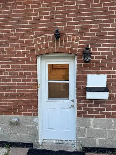 2 bed, $2,650 — Photo 2