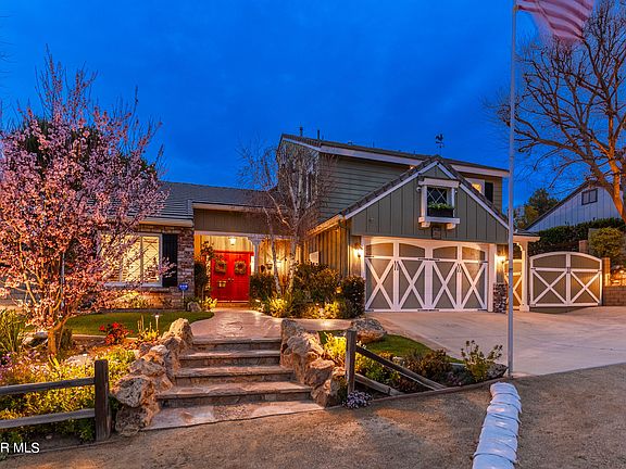 2nd image of 1733 Sunnydale Ave