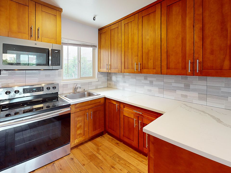 1st image of 3770 24th St APT 106