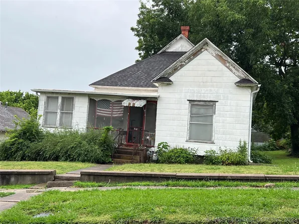 310 E 13th St, Pawhuska, OK 74056