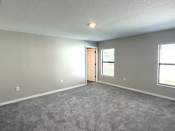 4th image of 5745 Deep River Ave