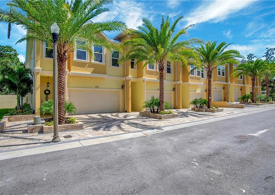 1st image of 805 Grand Cypress Ct N