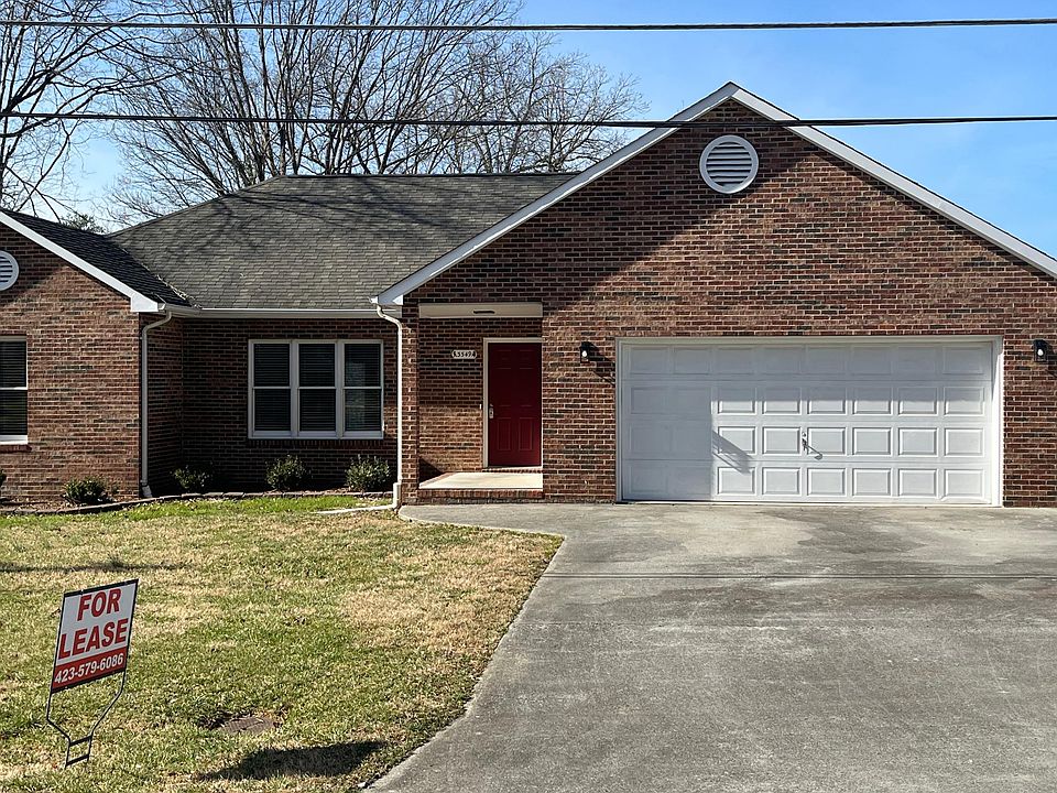 1st image of 3549 Crestwood Dr