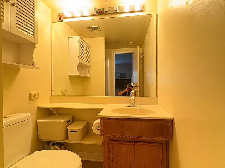 18617 Walkers Choice Rd #1 — Photo 8