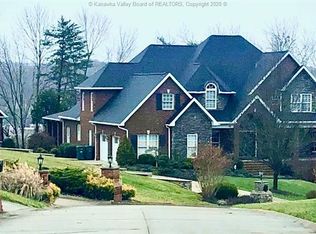 8025 Southridge Way, Hurricane, WV 25526