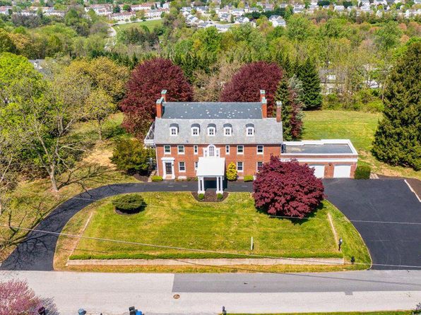 54 Ridge Rd, Westminster, MD 21157