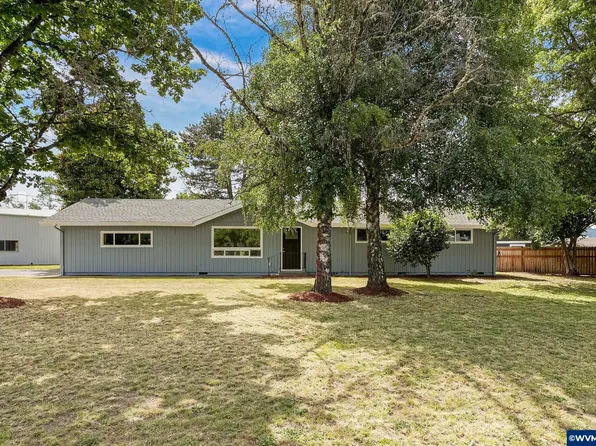 2835 Hazel Dr, Lebanon, OR 97355