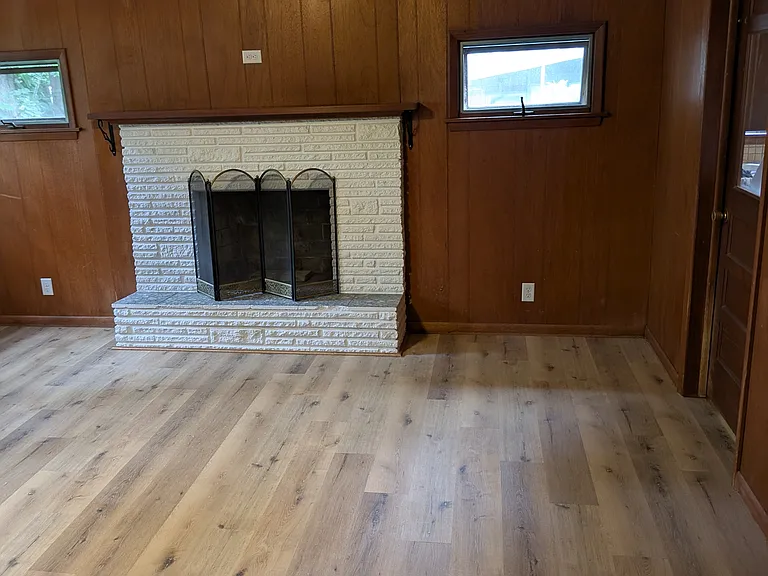 1252 E Cozy St — Photo 11