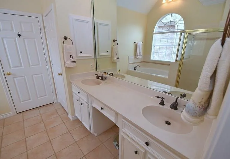 6841 Staffordshire Blvd — Photo 15