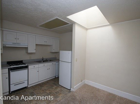 3rd image of 6202 22nd Ave NW APT 5