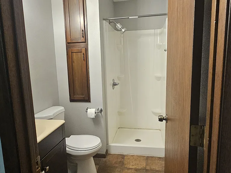 542 Breezy Point Dr — Photo 15