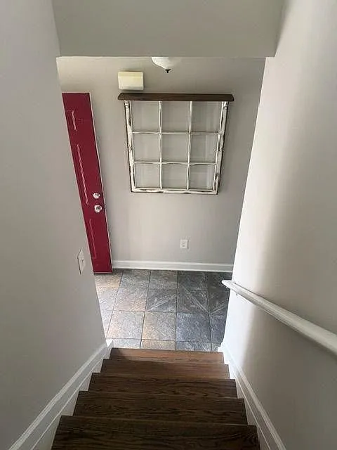 2 bed, 2.0 bath, 1304 sqft, $1,900 — Photo 2