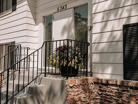 4th image of 5343 Penn Ave S #2